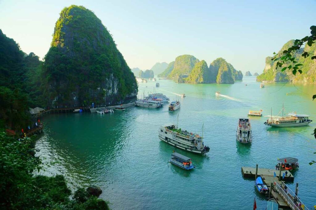 Ha Long Bay Tours 8 Halong Bay
