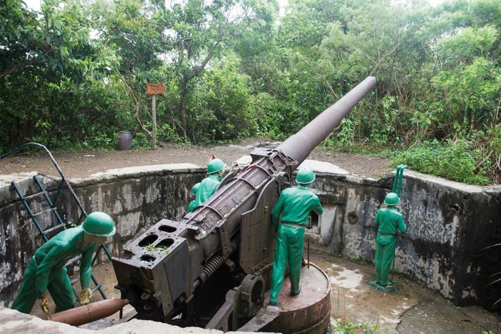Cannon Fort Cat Ba Island: Defenders of the Past 1 Cannon Fort Cat Ba Island: Defenders of the Past