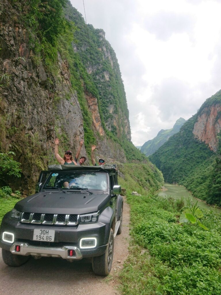 HA GIANG LOOP CAR TOUR WITH DRIVER IN 4 DAYS 3 NIGHTS 16 Snow in Sapa: A Magical Experience in Vietnam