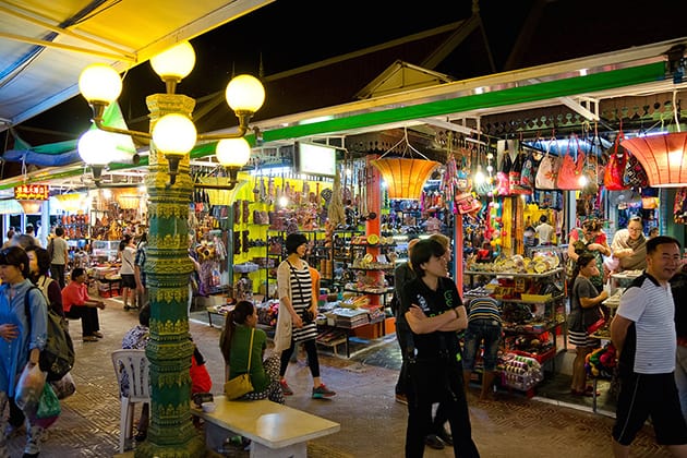 Vietnam Ha Long Bay Nightlife: Night Market
