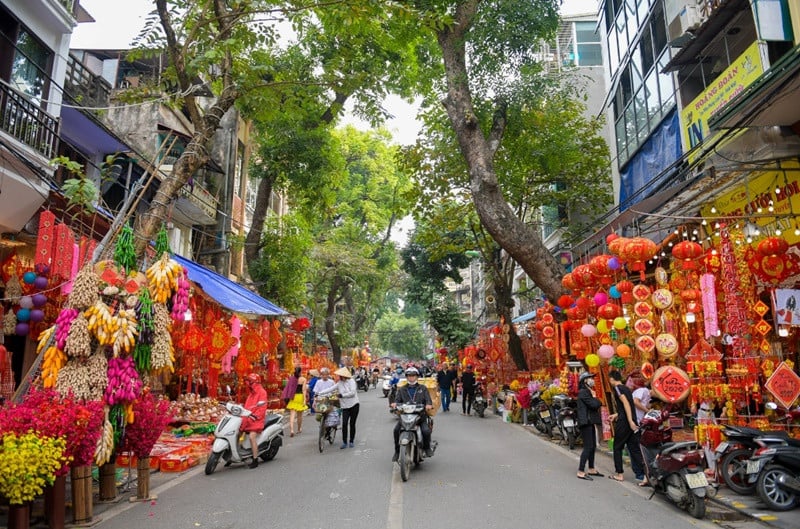 Hang Ma street in Old Quarter, Hanoi, Vietnam
