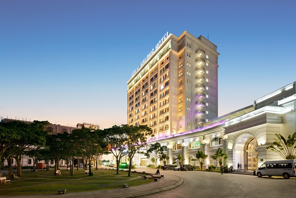 Ha Long Bay nightlife: Casino