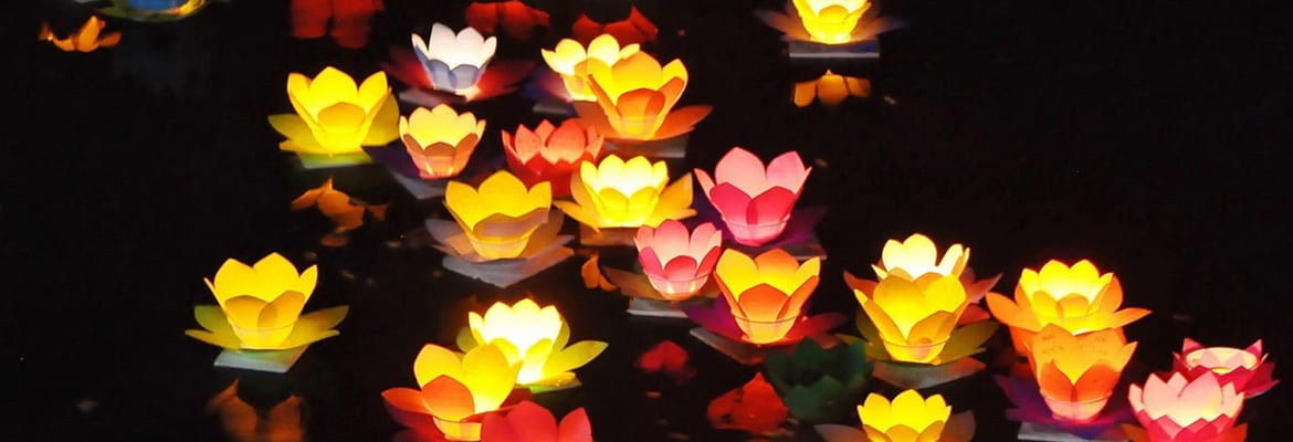 Vu Lan Lanterns