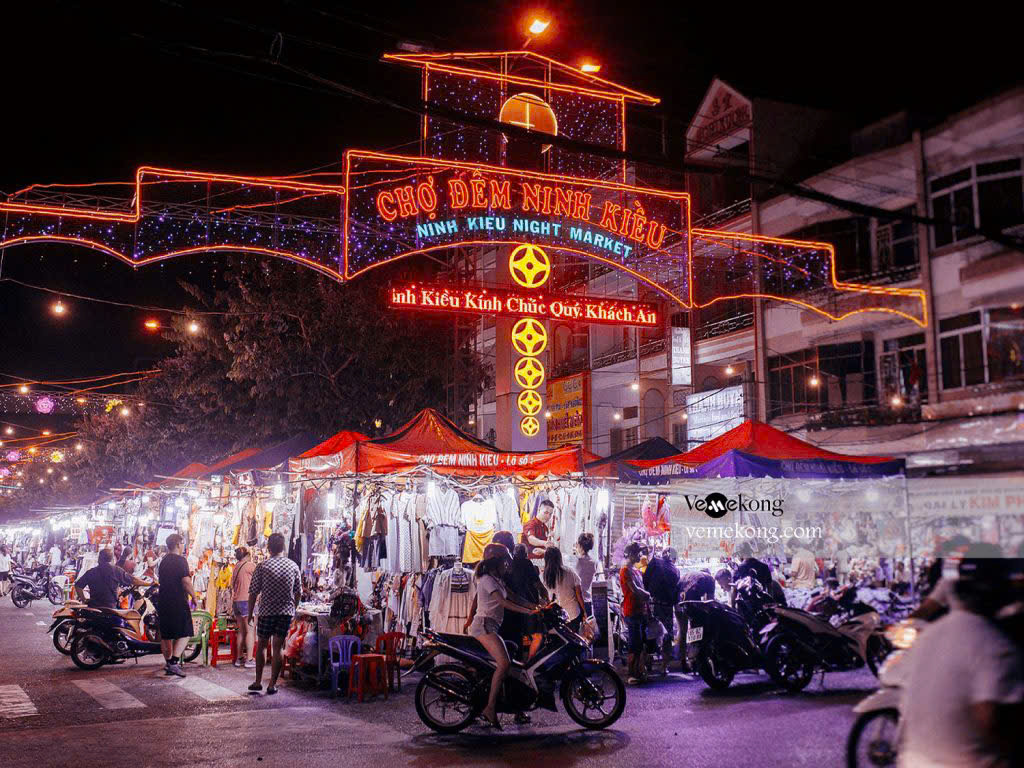 Ninh Kieu Wharf