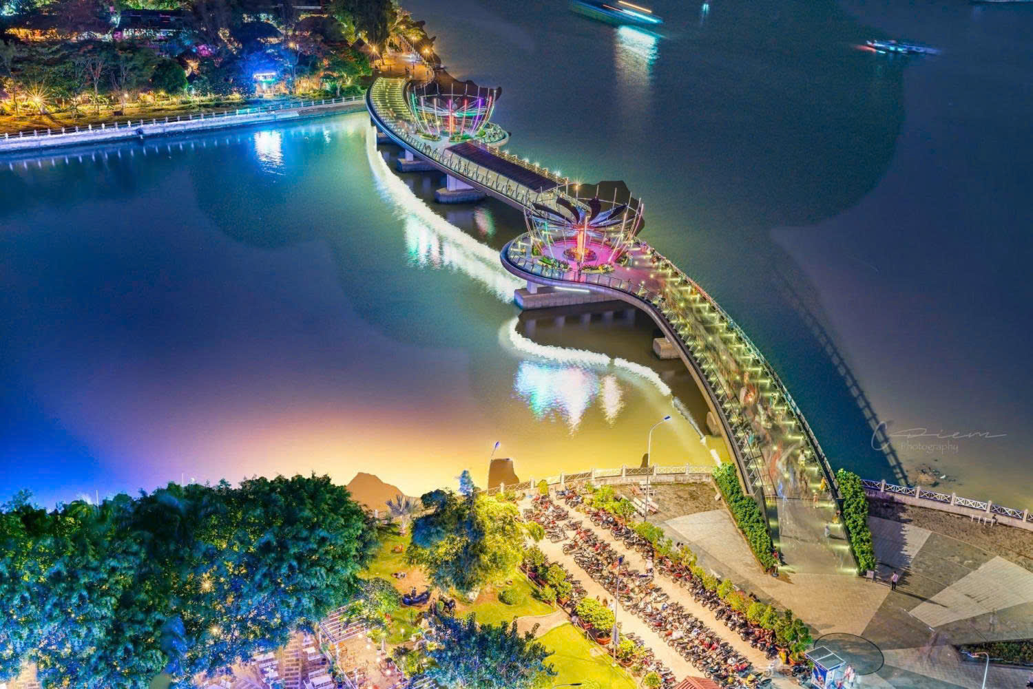 Ninh Kieu Wharf