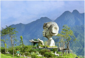 Moana Sapa Travel Guide: Tickets, Transportations & Photo Tips