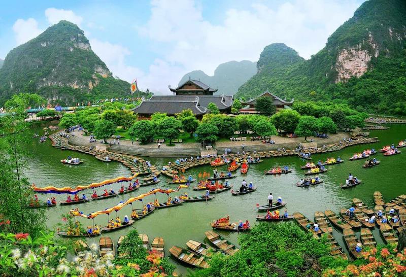 ninh binh vs halong bay