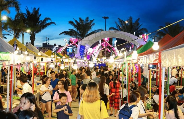 Halong Bay Night Market: A Must-Visit Spot in Your Ha Long Trip 