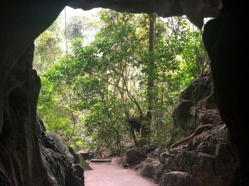 Trung Trang Cave: Discover the Most Impressive Cave in the Cat Ba Island