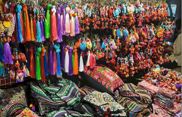 Halong Bay Night Market: A Must-Visit Spot in Your Ha Long Trip