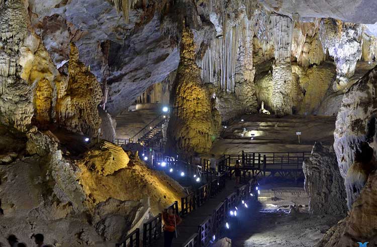 Thien Long Cave: A Must Visit Spot in Your Cat Ba National Park Tour