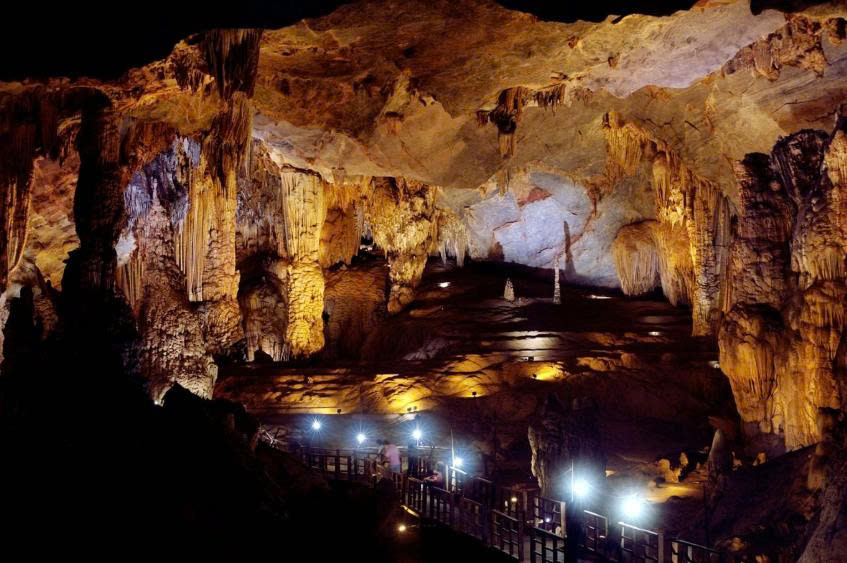 Thien Long Cave: A Must Visit Spot in Your Cat Ba National Park Tour