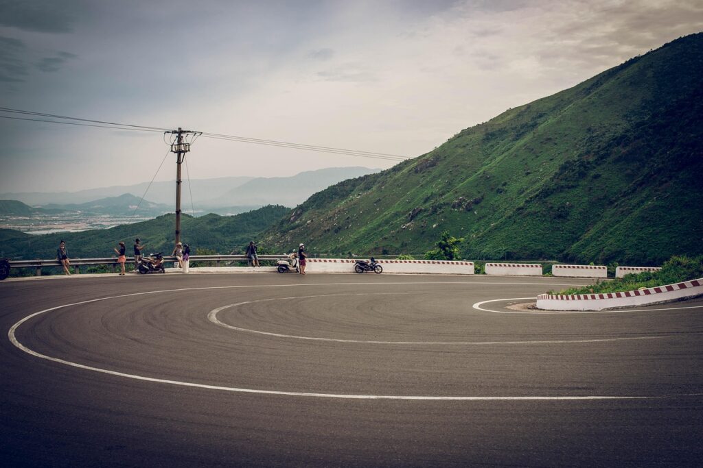 hai van da nang city tour