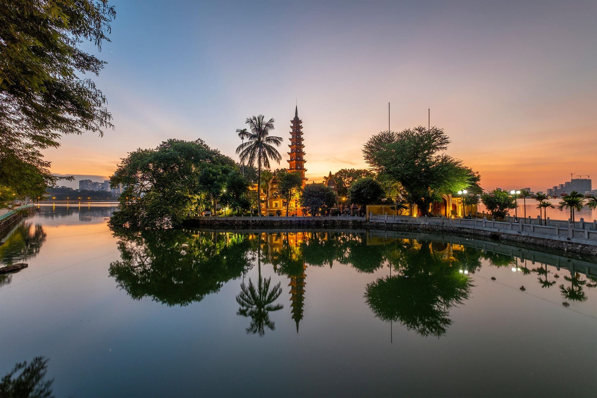 Hanoi Tours 1 hanoi tours banner image