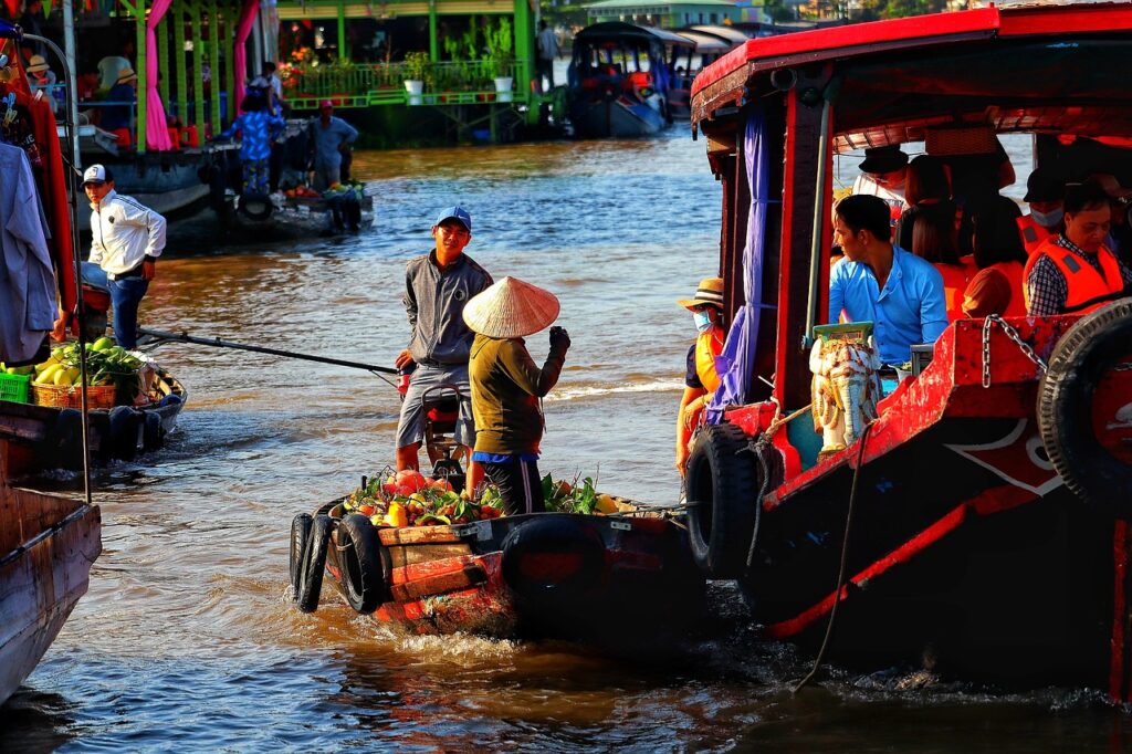 Tours Vietnam 12 MEKONG RIVER DELTA TOURS