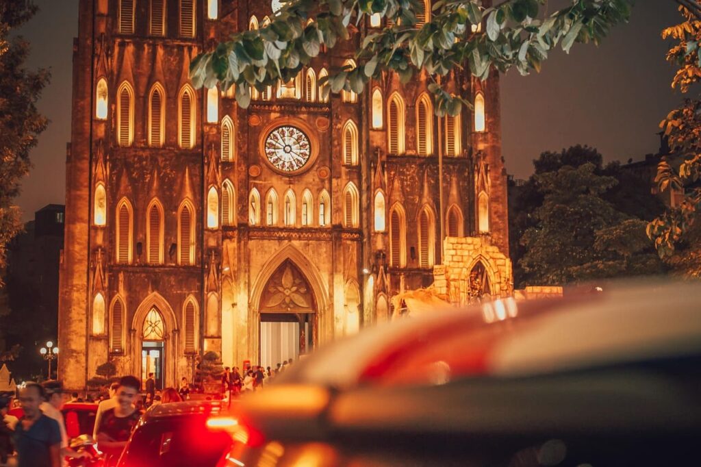 READY FOR HANOI OLD QUARTER WALKING TOUR