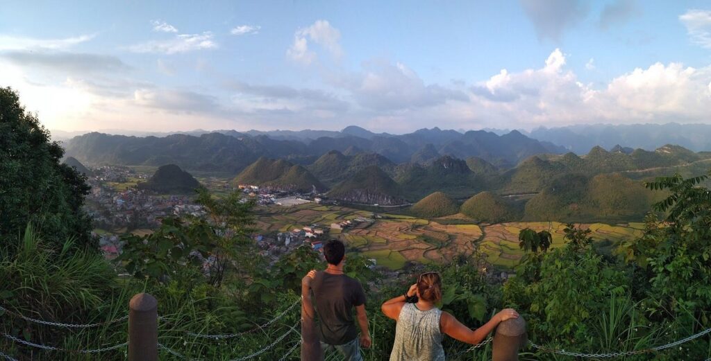 Best Ha Giang Loop Tours: How to Pick the Right One 4 Best Ha Giang Loop Tours For Couples